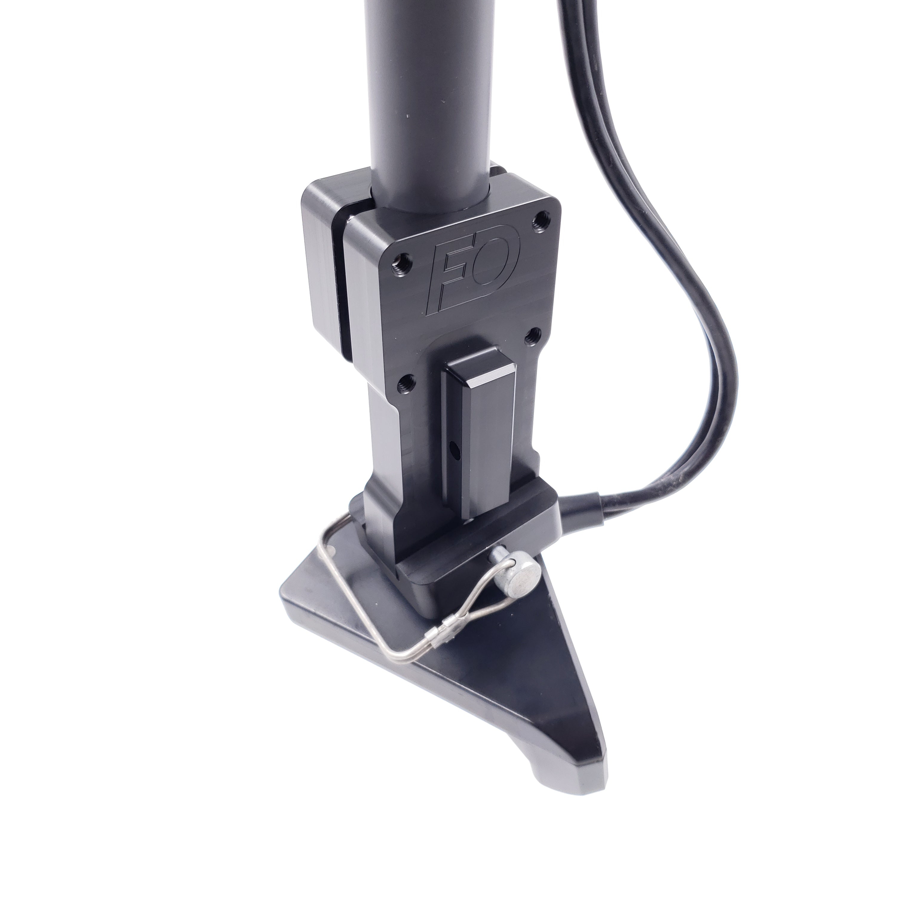 0 DEGREE GARMIN ICE POLE FORWARD/DOWN/PERSPECTIVE MOUNT, QUICK RELEASE TRANSDUCER MOUNT