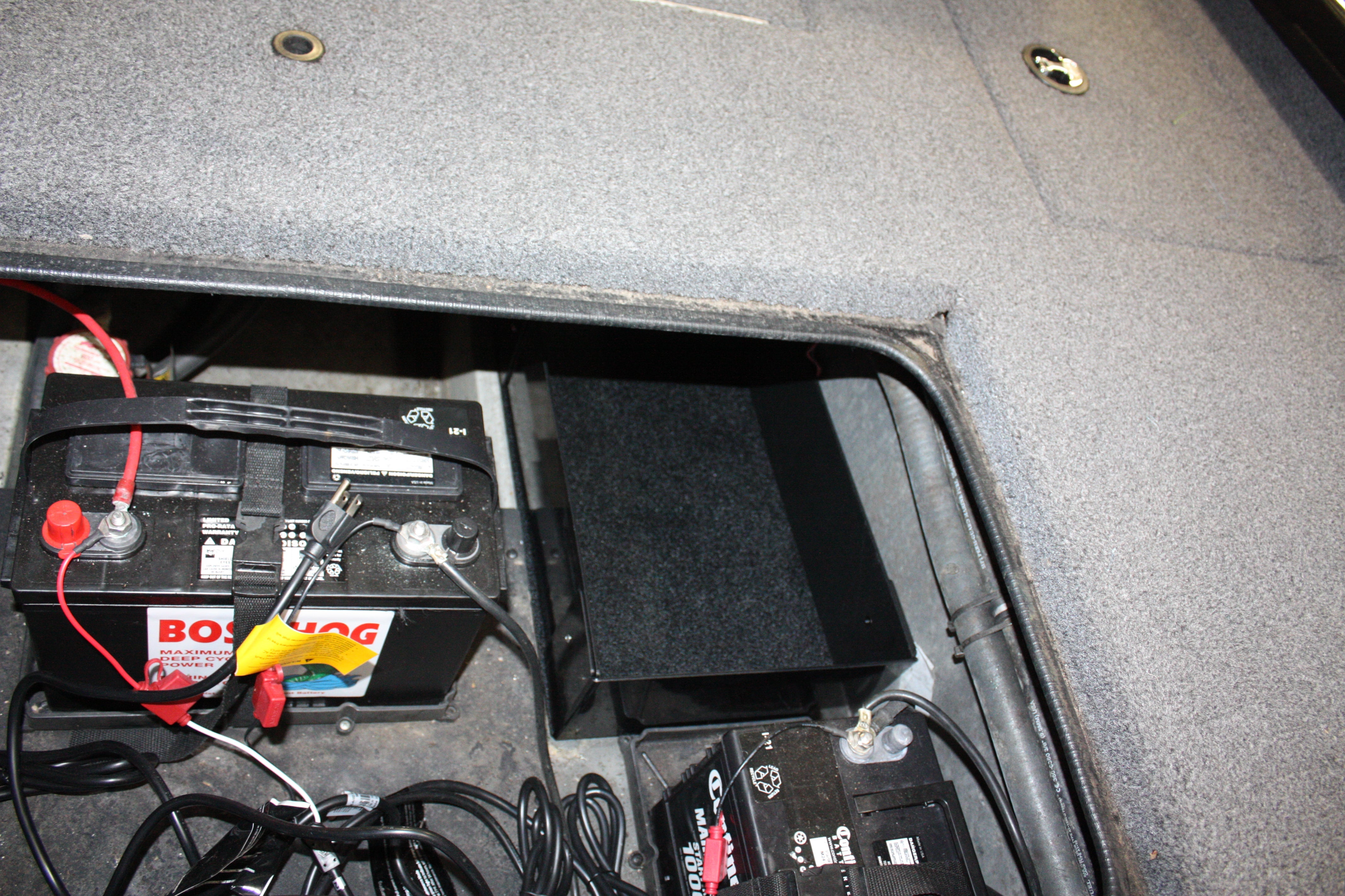 NPDRANG0029 Ranger® RT 198 BATTERY COMPARTMENT TRAY