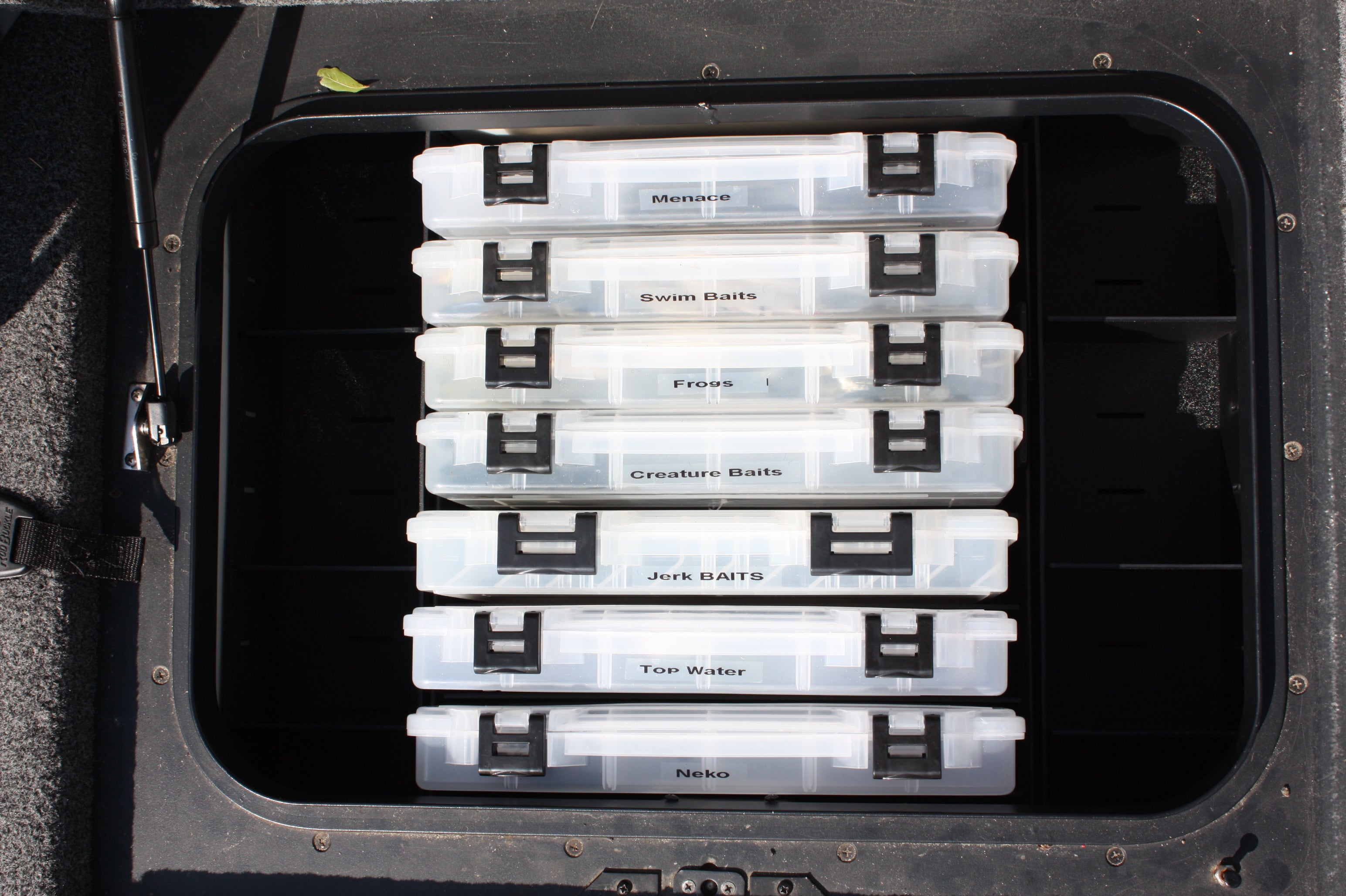 NPDSK0011 Skeeter® 2011-2013 FX FRONT COMPARTMENT 1 TRAY SYSTEM