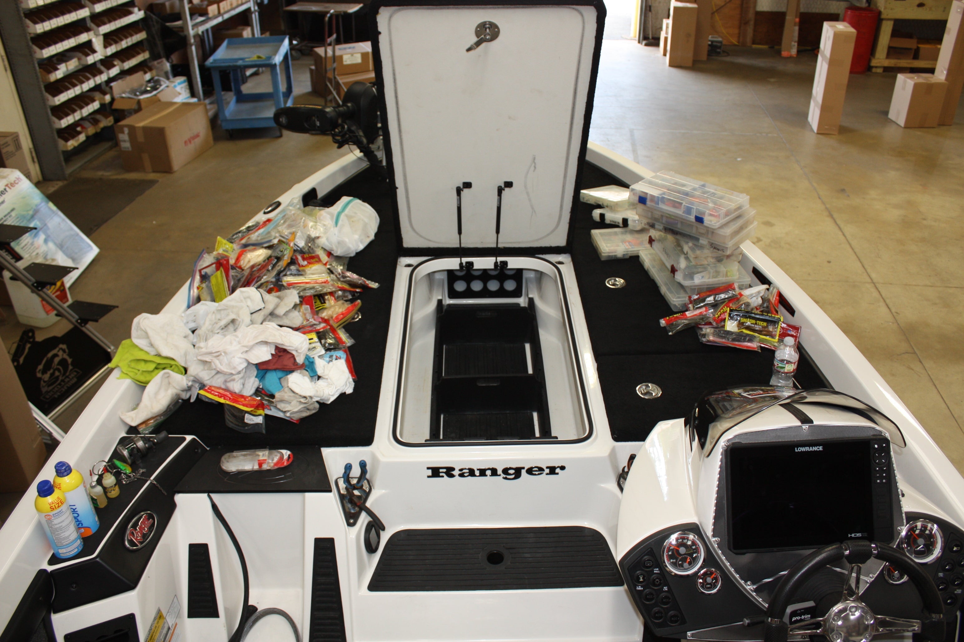 NPDRANG0021 2019 Ranger® Z519 / Z518 CENTER COMPARTMENT KIT