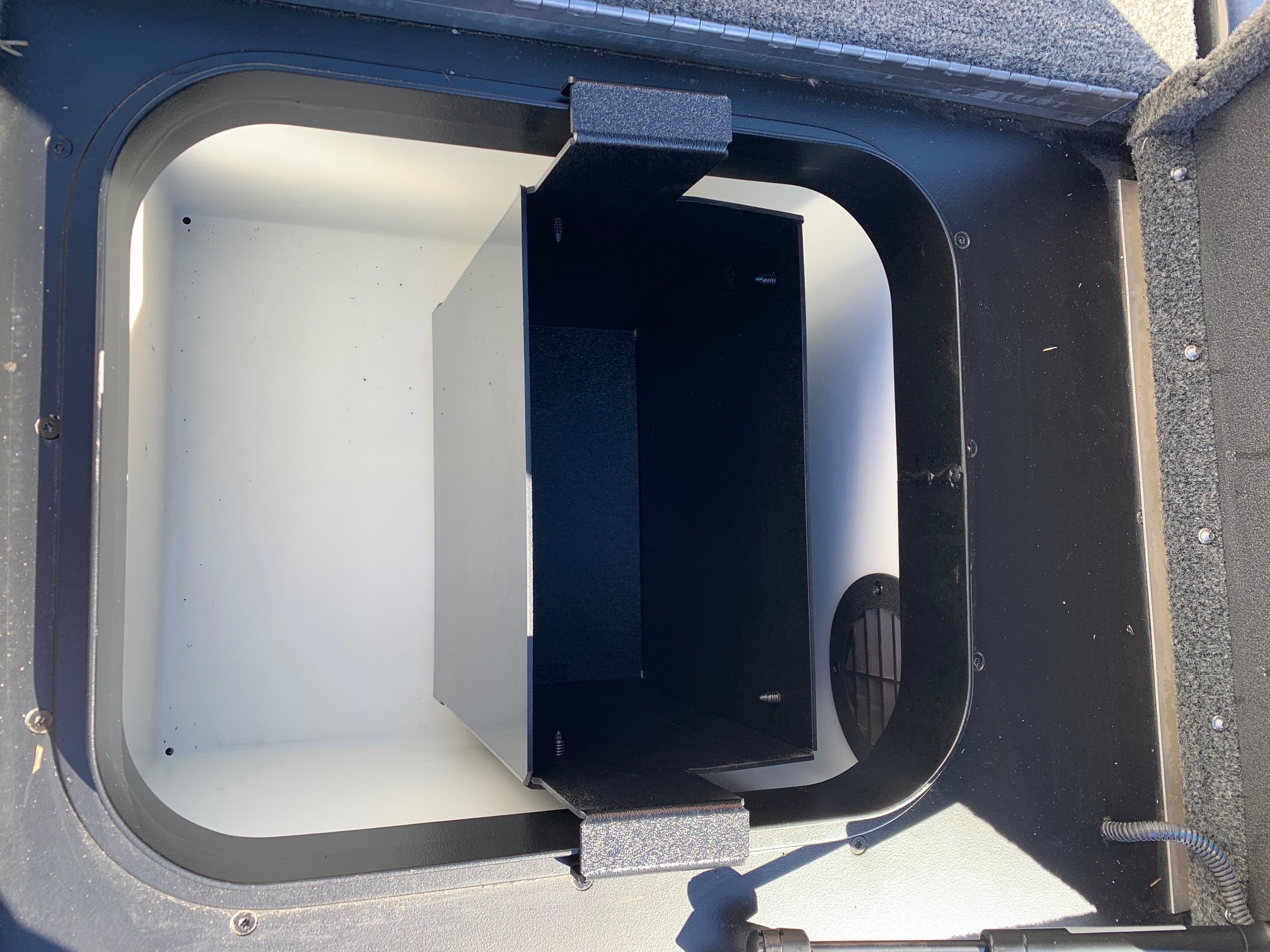 NPDSK0045 Skeeter® ZXR20/21 TRASH CAN