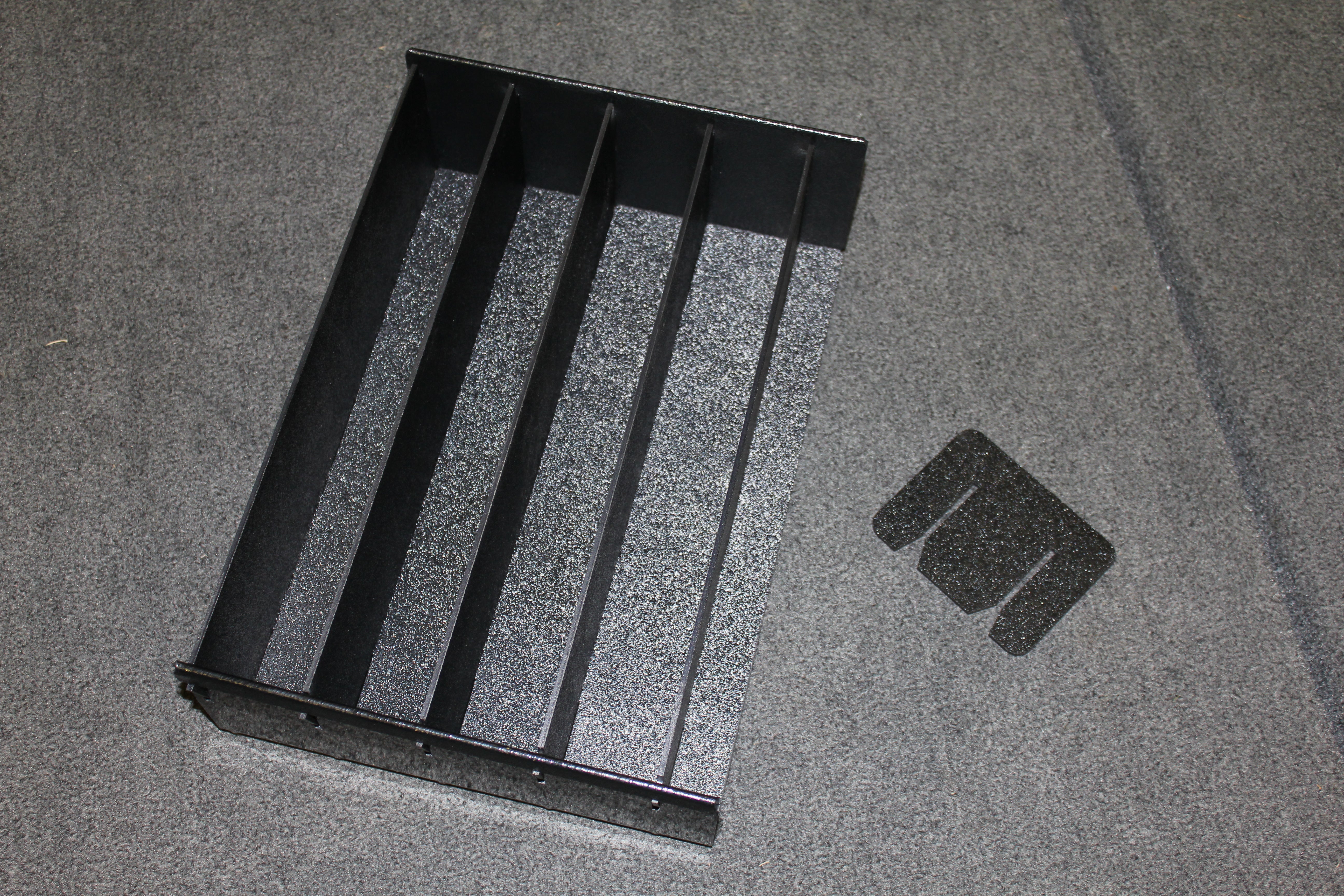 NPDEXP4.5 Universal Plano 3700 Box Tray 4.5 (HORIZONTAL)