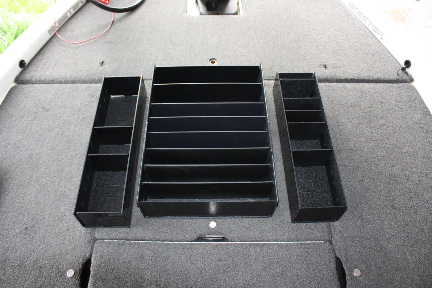 NPDSK0011 Skeeter® 2010 ZX225,2012-14 ZX20/21,2014-2016 FX21/2011 FX FRONT COMPARTMENT 1 TRAY SYSTEM