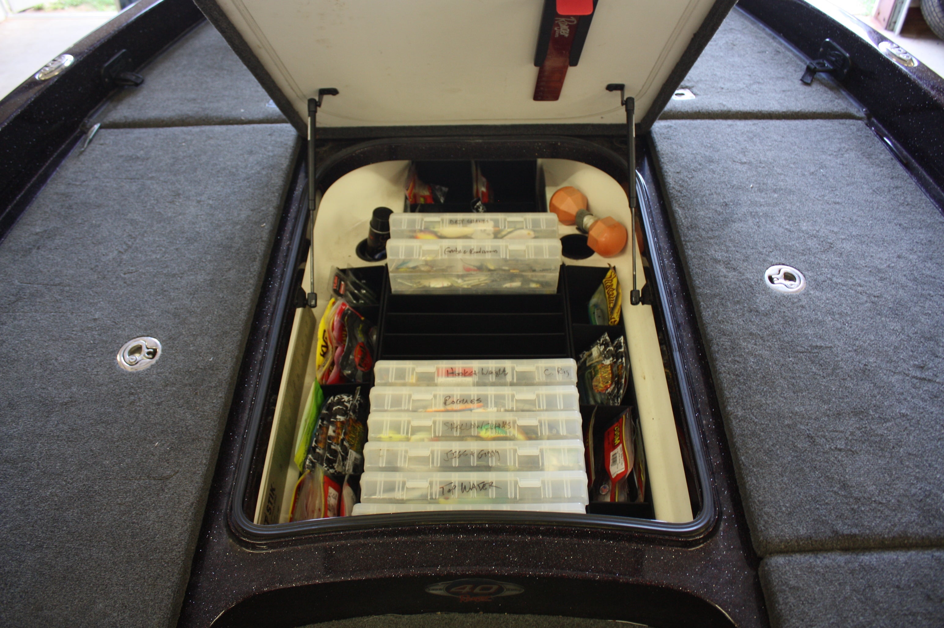 NPDRANG0009 Ranger® 2008-2009 Z520 2011 Z521 Comanche CENTER COMPARTMENT KIT