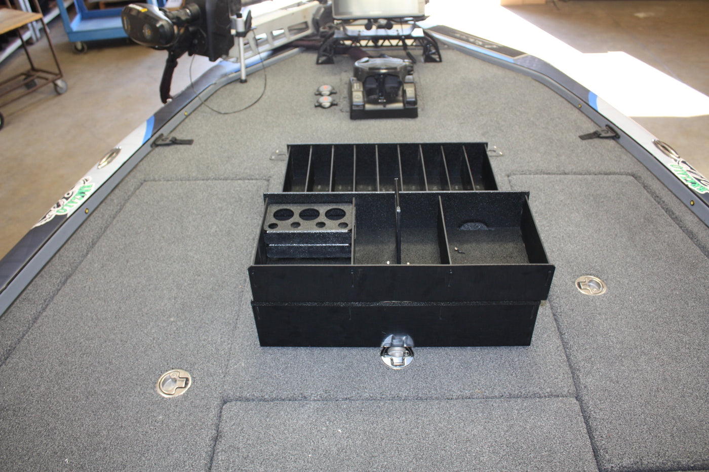 NPDBLAZ0001 BLAZER 625 PRO ELITE CENTER COMPARTMENT KIT/2022 650 PRO TOUR