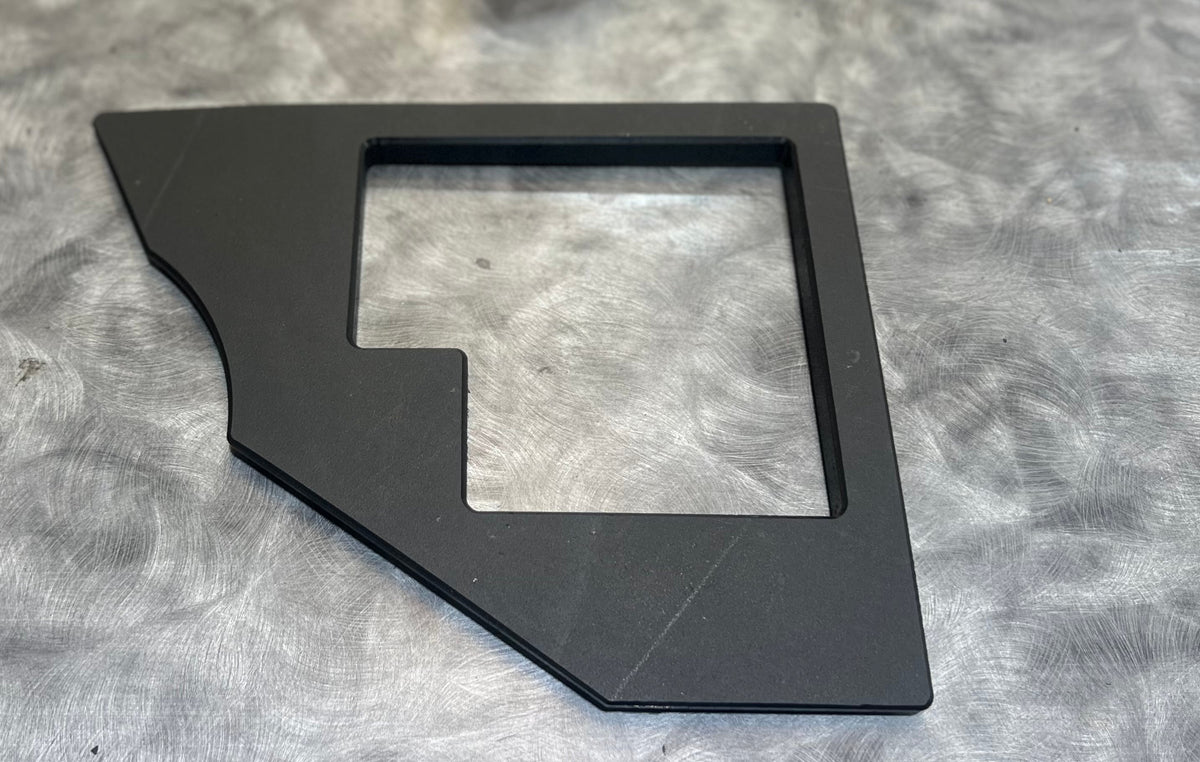 Tracker TXW 195 Rod Box Conversion Plate