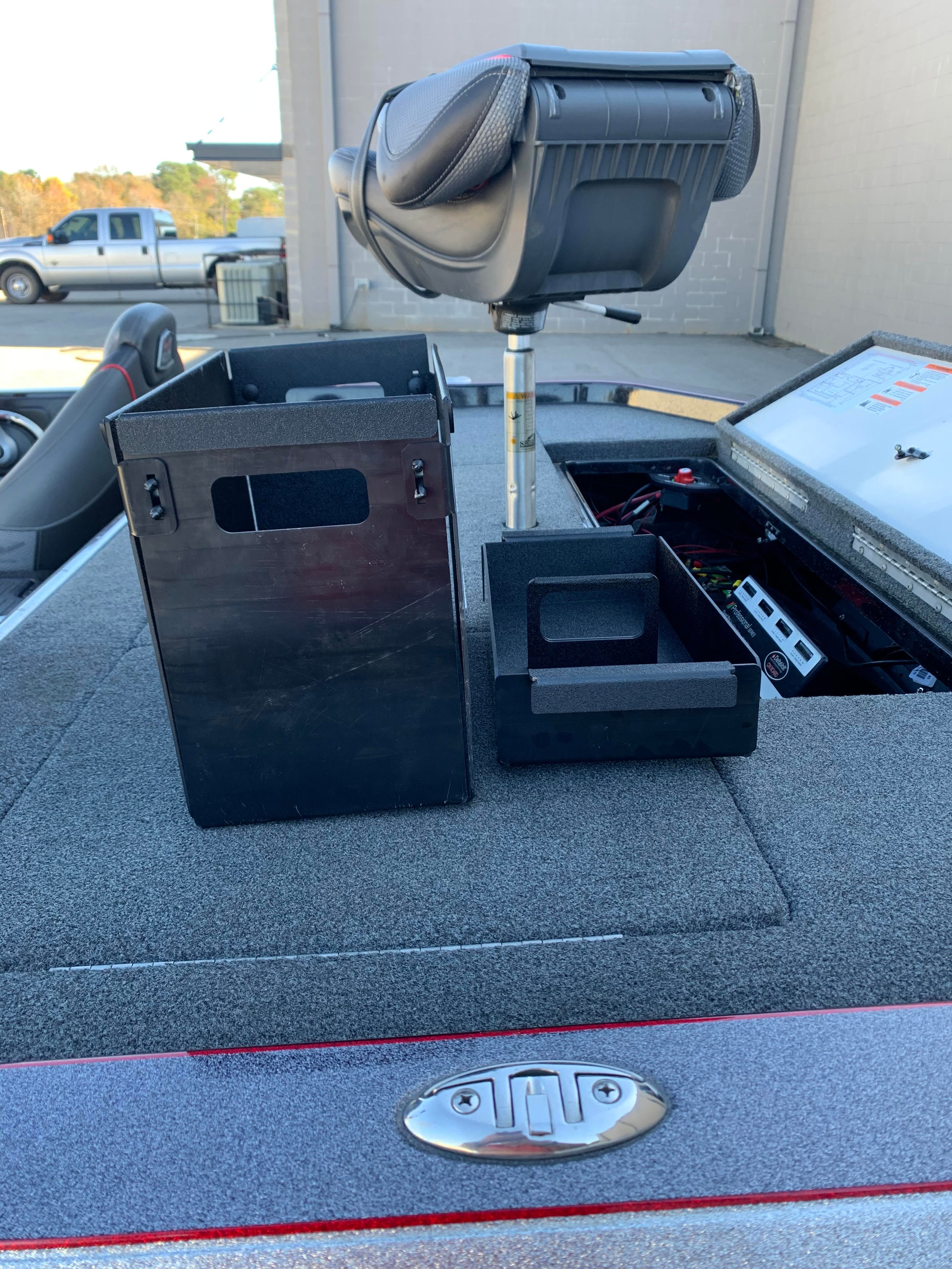 NPDRANG0008 2018-2021Ranger® Z521C / 2022 Z185 BATTERY COMPARTMENT TRAY