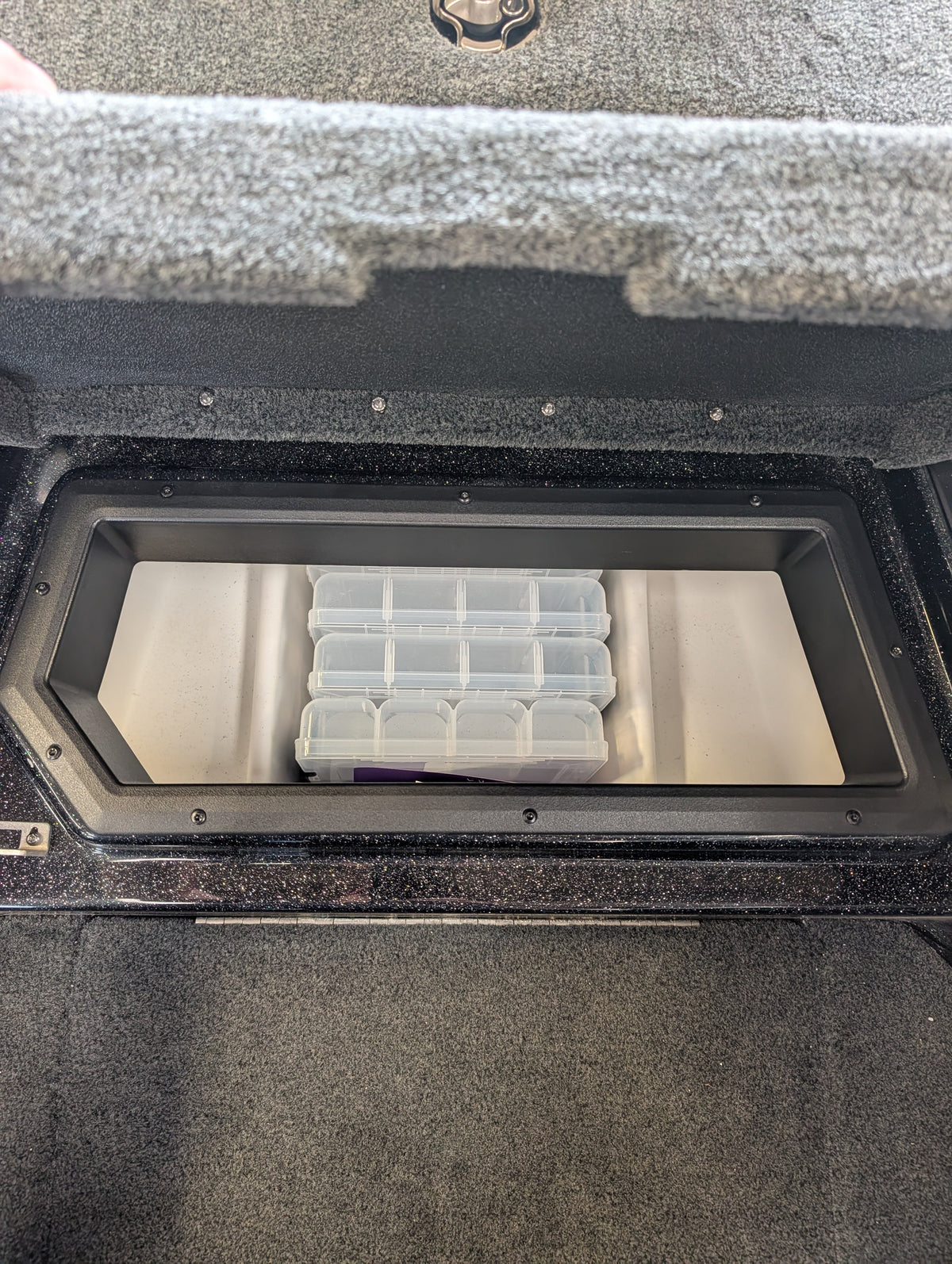 NPDSK0094 Skeeter® 2027 FXE 20/21 STEP TRAY