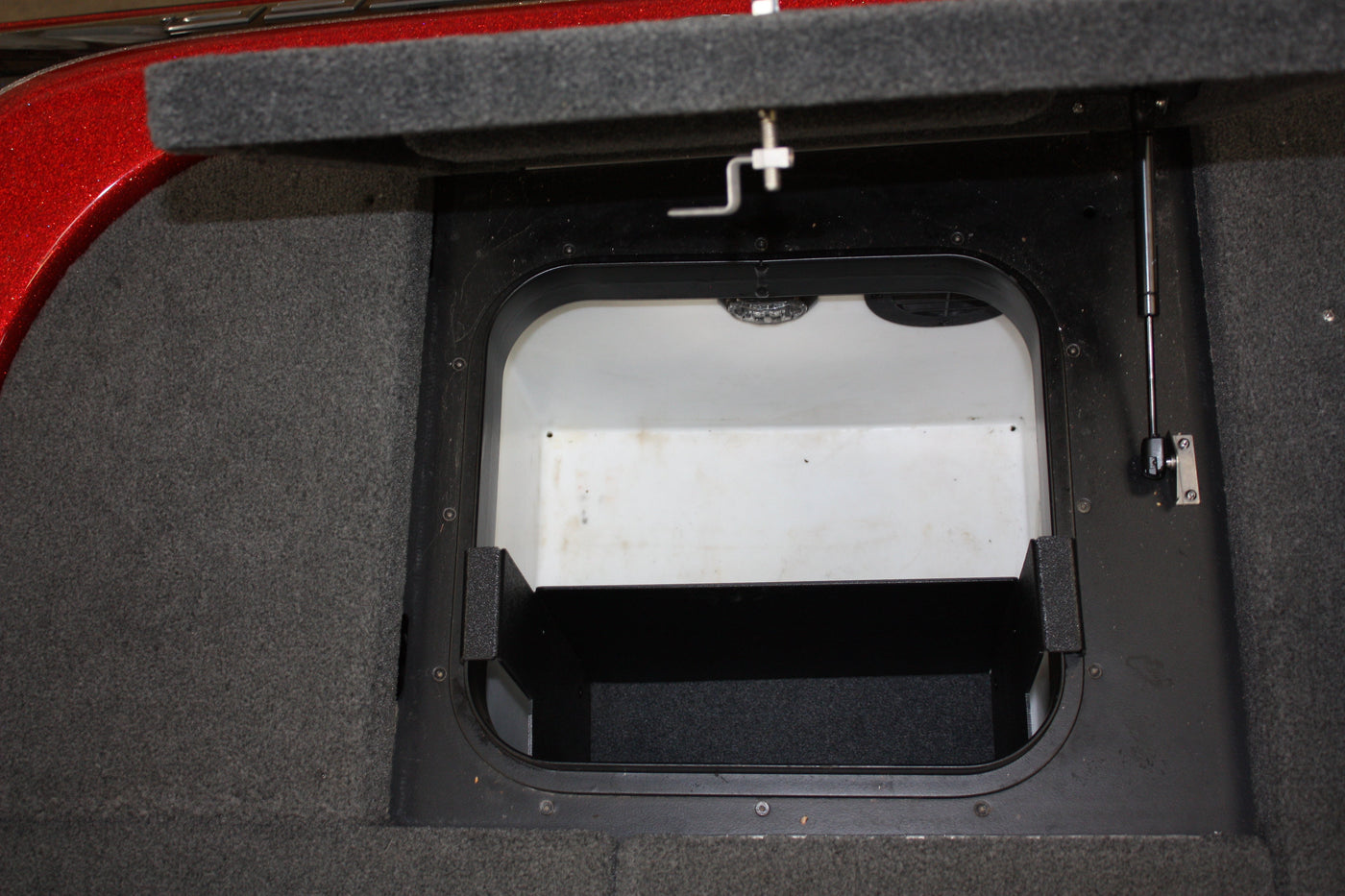 NPDSK0050 Skeeter® 2018-C ZX250 TRASH CAN