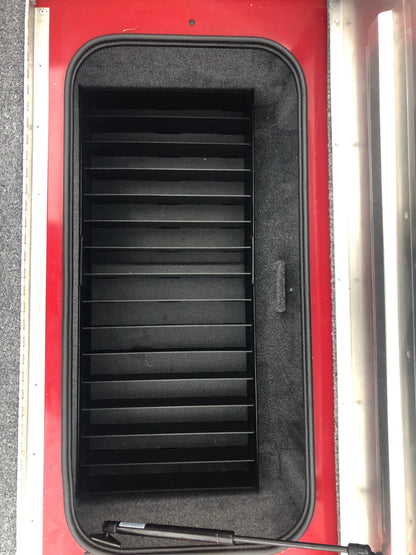 NPDTRAC0001 2022 TRACKER PRO 195 CENTER COMPARTMENT PLANO TRAY/SOFT PLASTICS