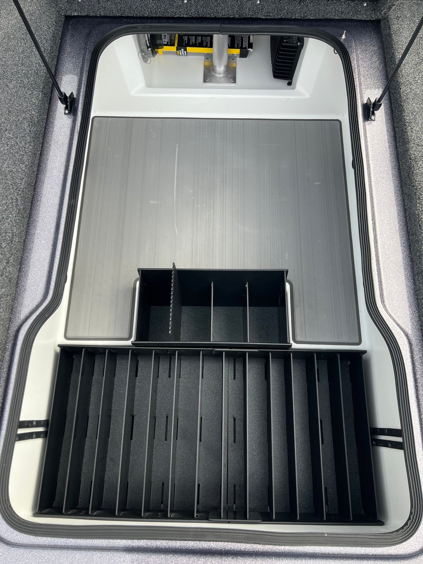 NPDBC0027 2026 LYNX STS CENTER COMPARTMENT (LOWER)
